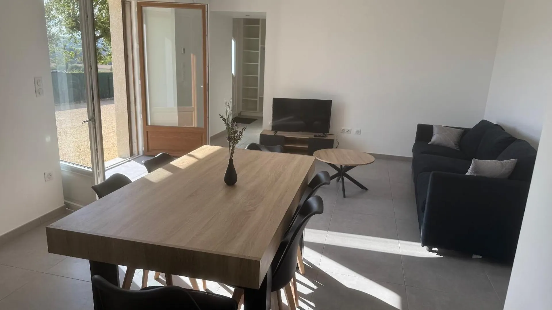 Holiday home Maison Leonora Saint-Genix-sur-Guiers France